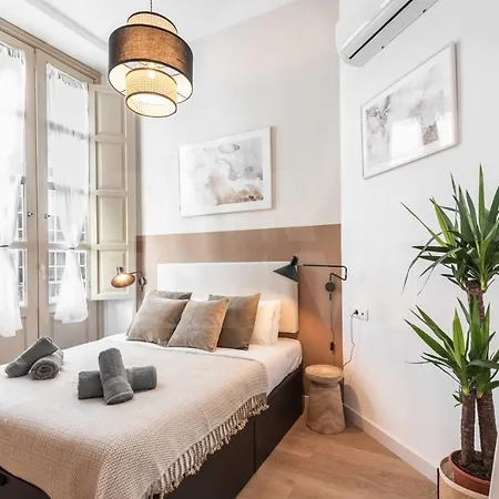 Apartman Artistic In The Heart Of By Rems